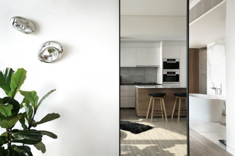 Минималистичная компактная квартира в Гонконге Минималистичная компактная квартира в Гонконге