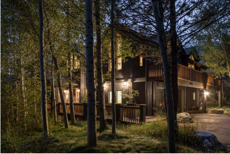 Современный дом-шале в Титон-Вилидж, Вайоминг