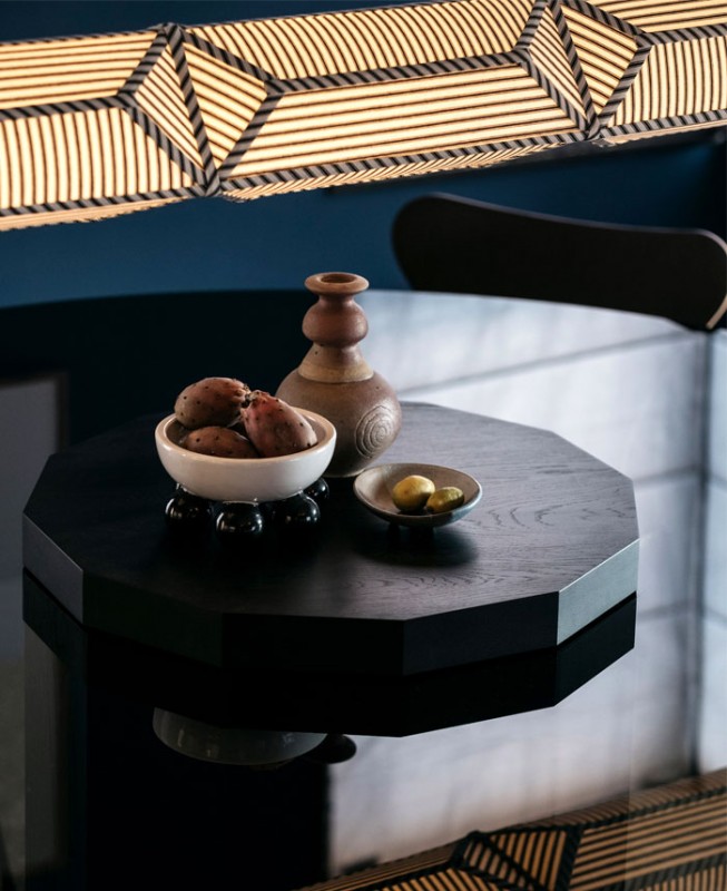 Темные оттенки в интерьере квартиры в Сиднее Темные оттенки в интерьере квартиры в Сиднее