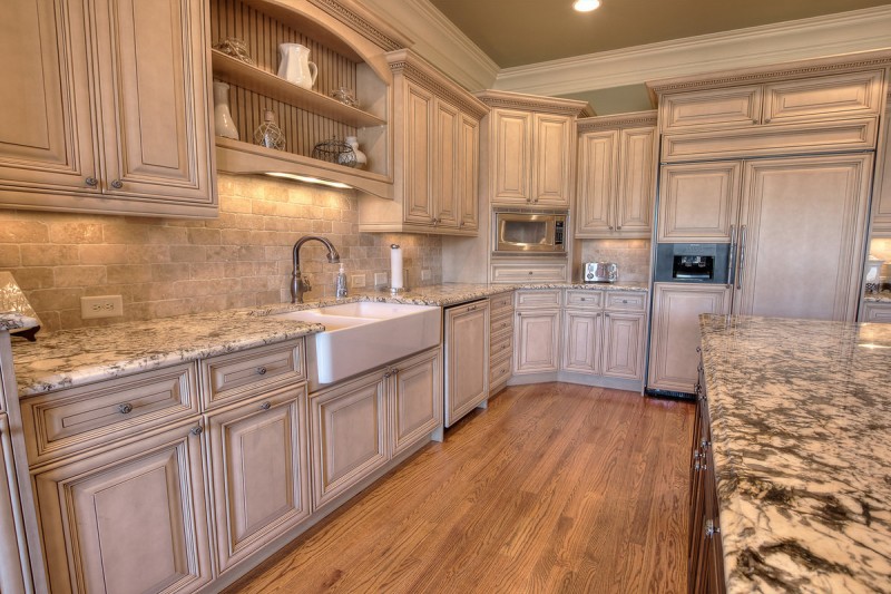 Вневременная элегантность обстановки дома в городе Розуэлл, штат Джорджия