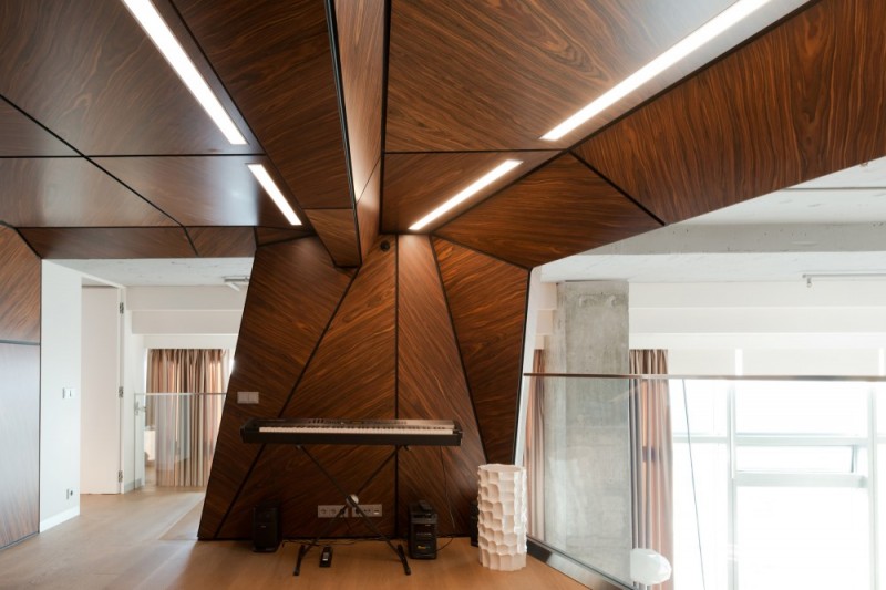 Двухуровневый пентхаус с панорамными окнами