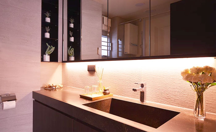 Квартира в Гонконге с интерьером в азиатском стиле