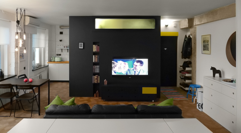 Эклектичный декор интерьера небольшой студии