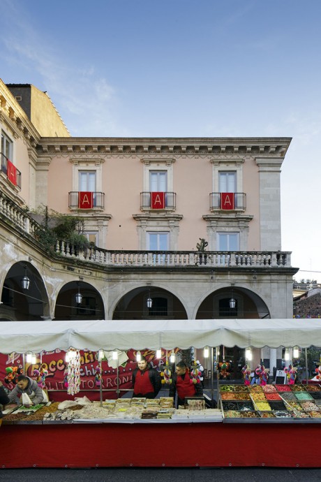 Отель Asmundo di Gisira в городе Катания (Италия), расположенный на территории дворца XVIII века