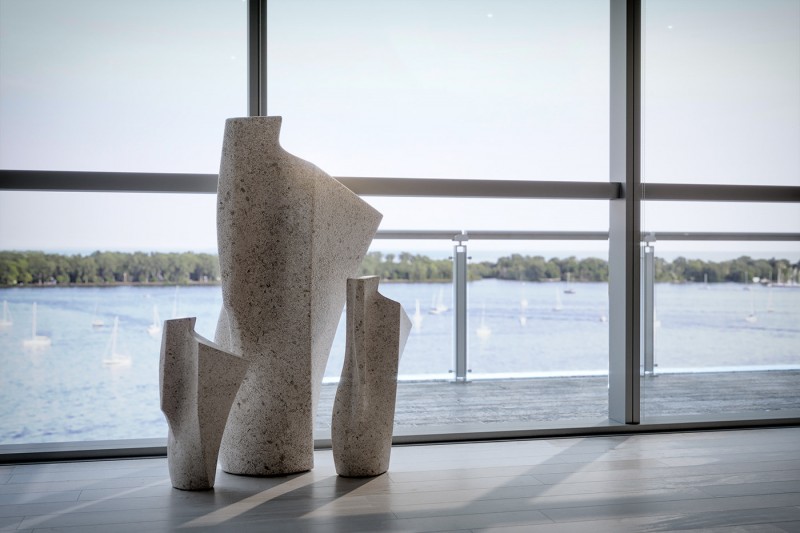 Апартаменты с потрясающим панорамным видом на озеро Онтарио, Торонто, Канада