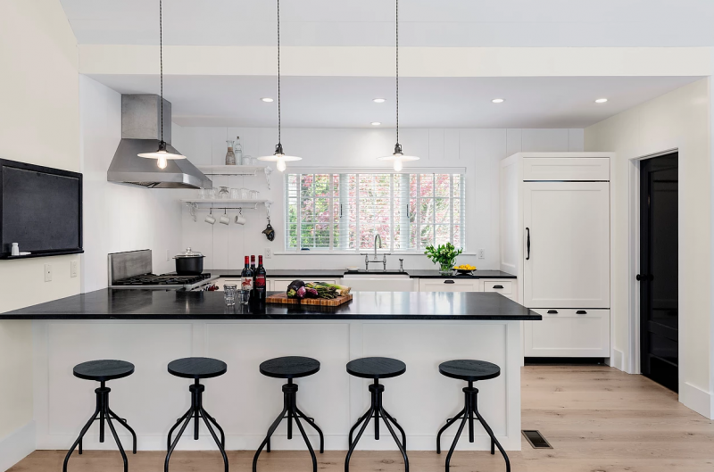 Интерьер особняка в Ист Хэмптон, штат Нью-Йорк Интерьер особняка в Ист Хэмптон, штат Нью-Йорк