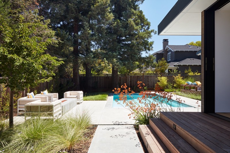 Дом в стиле "ранчо" в городе Лос-Альтос, Калифорния