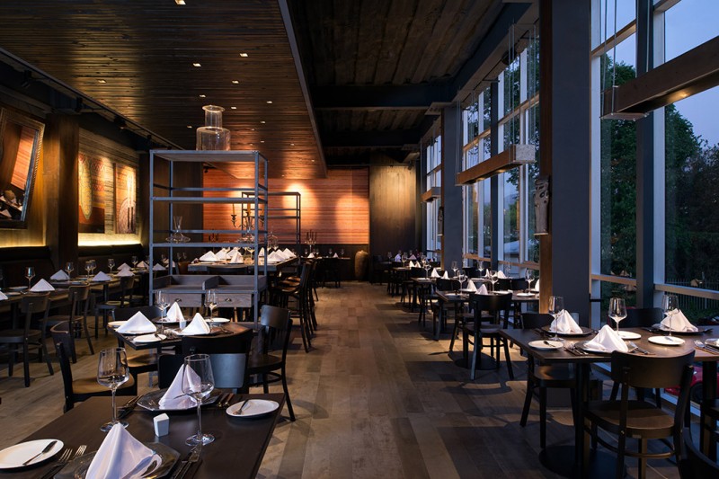 Интерьер ресторана в Чили