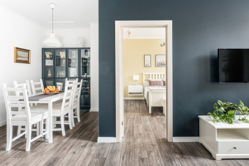 Интерьер квартиры в спокойных светлых тонах Интерьер квартиры в спокойных светлых тонах