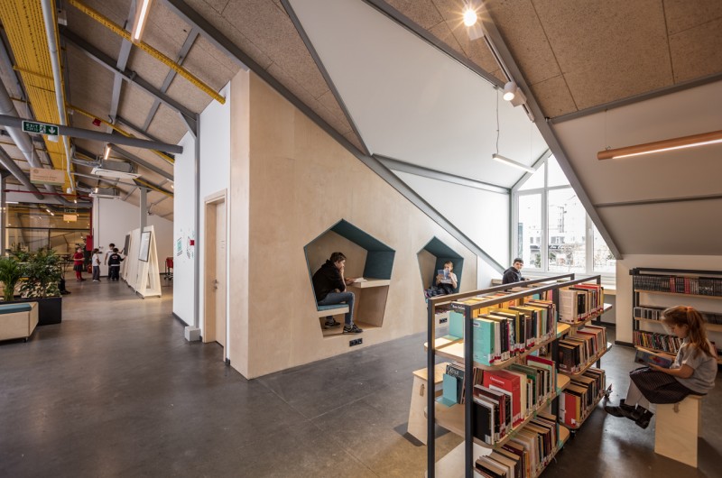 Частная школа Sezin в Стамбуле Частная школа Sezin в Стамбуле