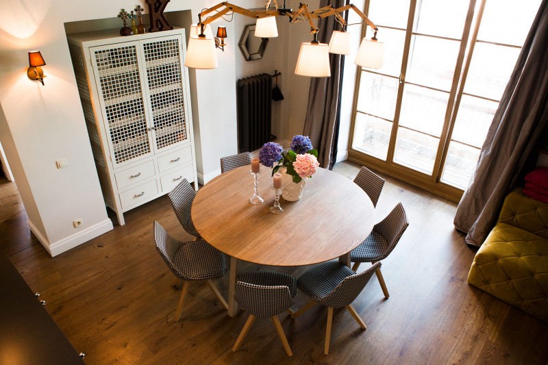 Интерьер богемной квартиры для семейной пары с детьми