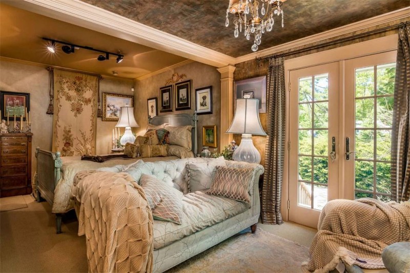 Поместье 1850 года постройки в Йорке, штат Мэн Поместье 1850 года постройки в Йорке, штат Мэн