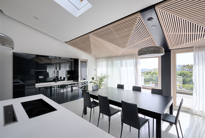 Открытая планировка просторной квартиры в Белграде