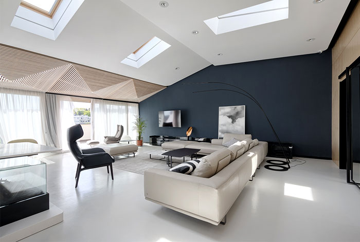 Открытая планировка просторной квартиры в Белграде