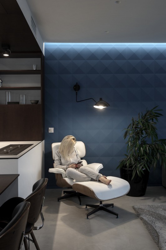 Благородный синий цвет в интерьере