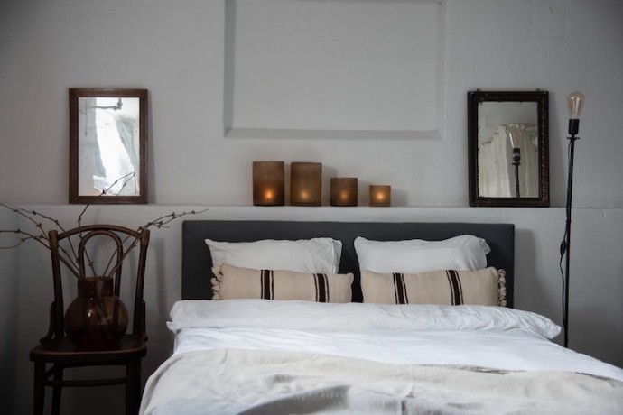 Котельная в доме шведского дизайнера Анны Труелсен, превращённая в гостевую спальню