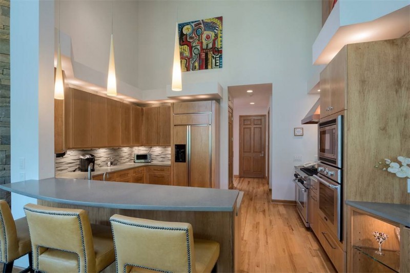 Особняк с красивым видом на горы в Северной Каролине Особняк с красивым видом на горы в Северной Каролине