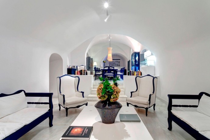 Отель Vedema Resort на Санторини