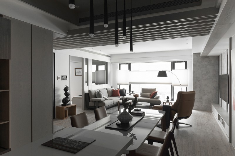 Интерьер в серых тонах с яркими акцентами Интерьер в серых тонах с яркими акцентами