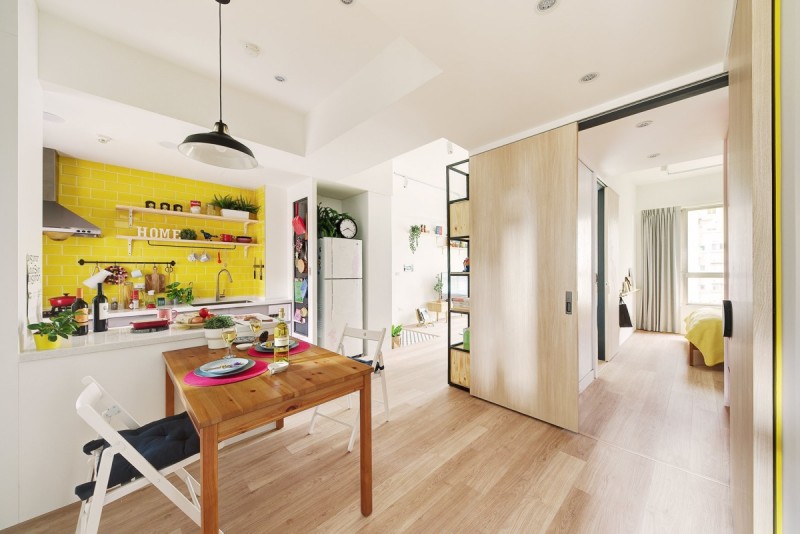 Светлая квартира с яркими деталями Светлая квартира с яркими деталями