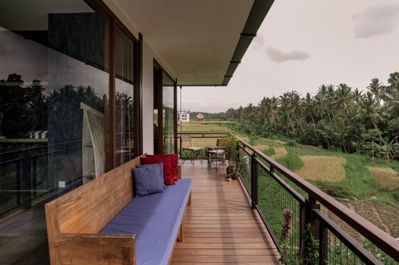 Вилла в стиле "лофт" с роскошным фоном тропических джунглей на Бали Вилла в стиле "лофт" с роскошным фоном тропических джунглей на Бали