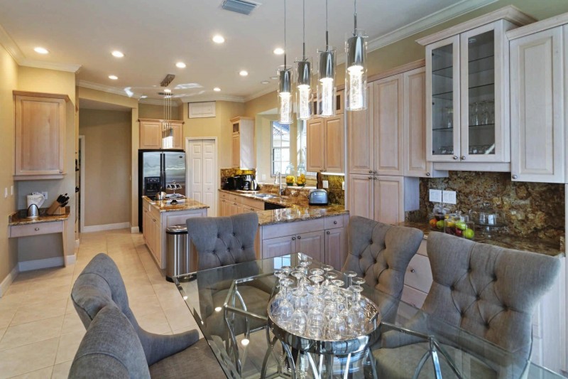 Вилла в Кейп-Корал, Флорида Вилла в Кейп-Корал, Флорида