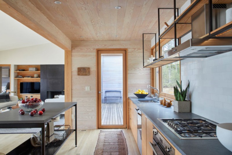 Дом на берегу озера в селе Тейлор, Миссисипи