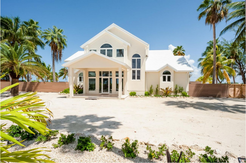Пляжная вилла на Каймановых островах