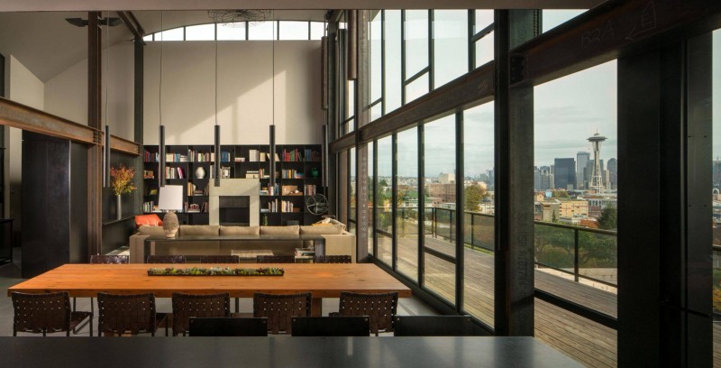 Резиденция с панорамными окнами в Сиэтле, Вашингтон Резиденция с панорамными окнами в Сиэтле, Вашингтон