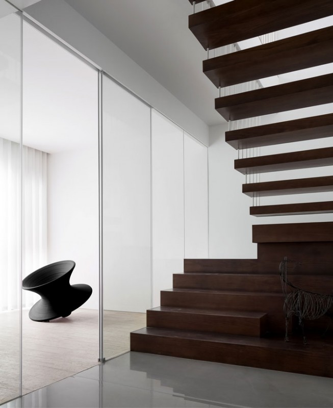 Интерьер мансардной квартиры в Шаньтоу, провинция Гуандун, Китай Интерьер мансардной квартиры в Шаньтоу, провинция Гуандун, Китай