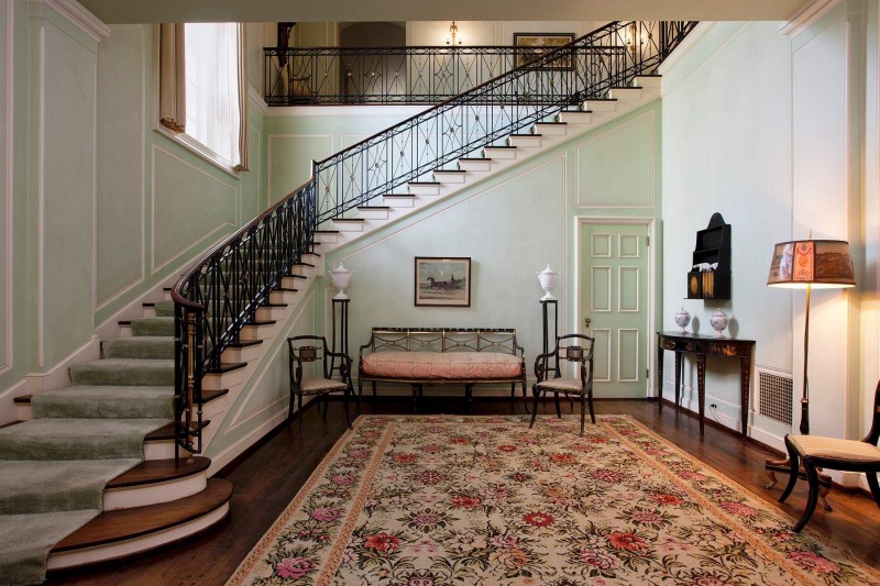 Обширная колониальная усадьба в Монтесито, Калифорния