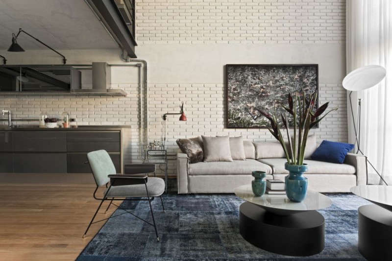 Теплая и гостеприимная атмосфера лофта