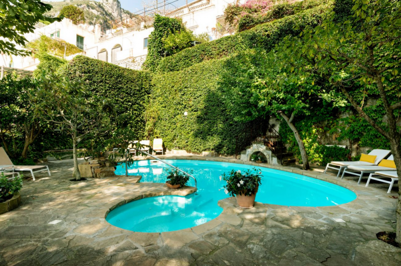 Прибрежная вилла XVII века в Позитано, Италия Прибрежная вилла XVII века в Позитано, Италия