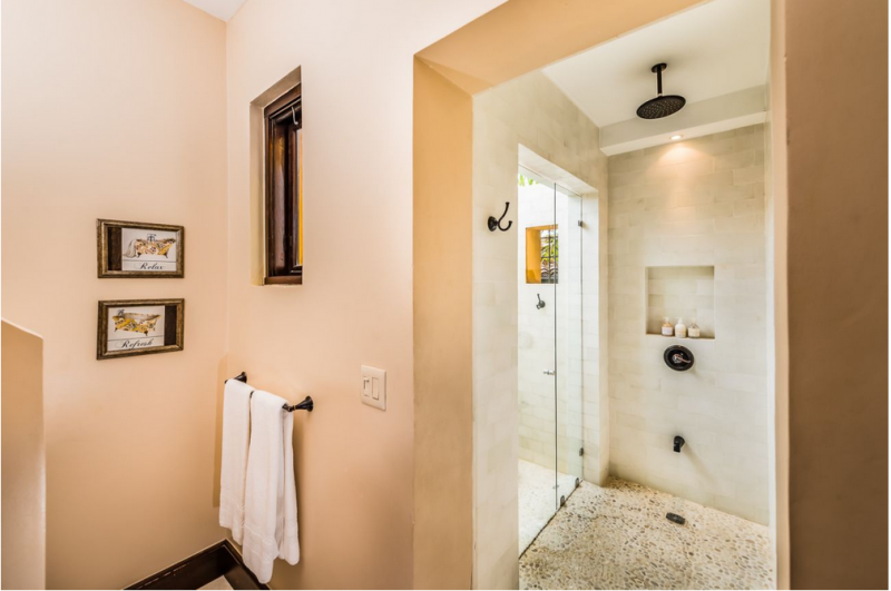 Средиземноморская вилла недалеко от Плайя Данта, Коста-Рика Средиземноморская вилла недалеко от Плайя Данта, Коста-Рика