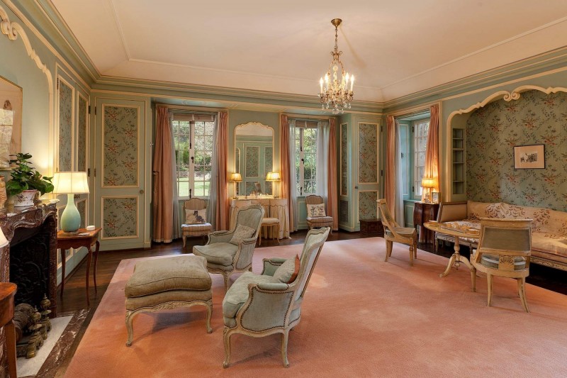 Обширная колониальная усадьба в Монтесито, Калифорния