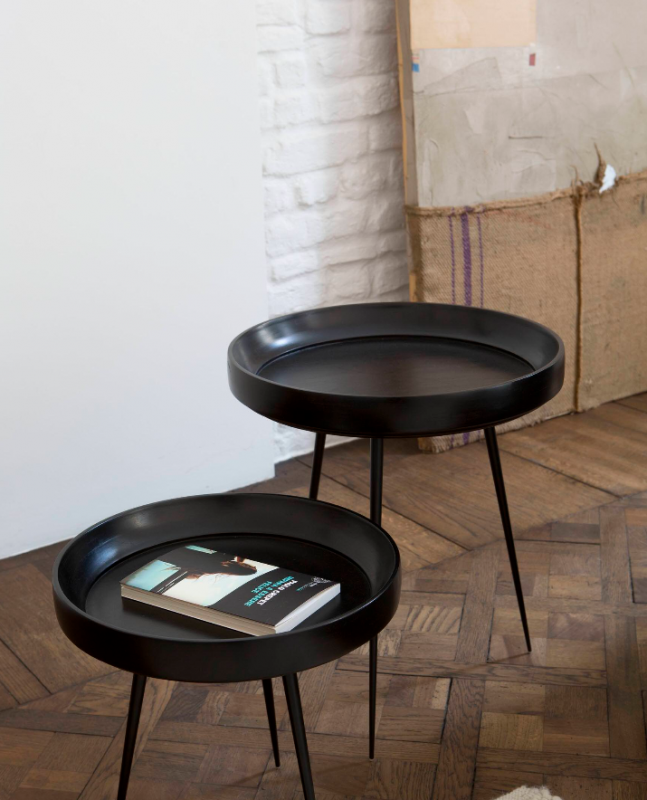 Контраст между винтажными и современными элементами в интерьере итальянский квартиры