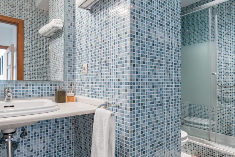 Светлые, изысканные апартаменты с террасой на крыше