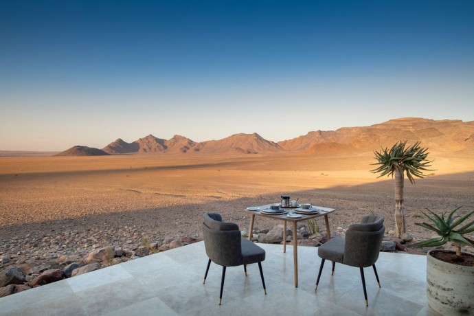 Отель &Beyond Sossusvlei Desert Lodge в пустыне Намиб в Намибии