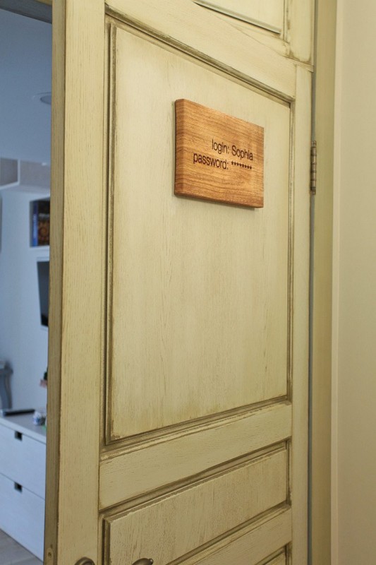 Трехкомнатные апартаменты со светлыми яркими элементами скандинавского стиля Трехкомнатные апартаменты со светлыми яркими элементами скандинавского стиля