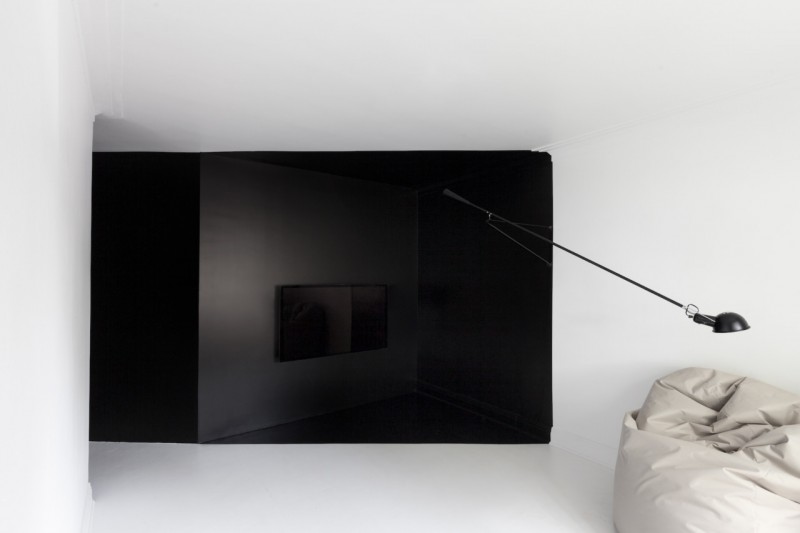 Контрастный интерьер особняка в Монреале, Канада