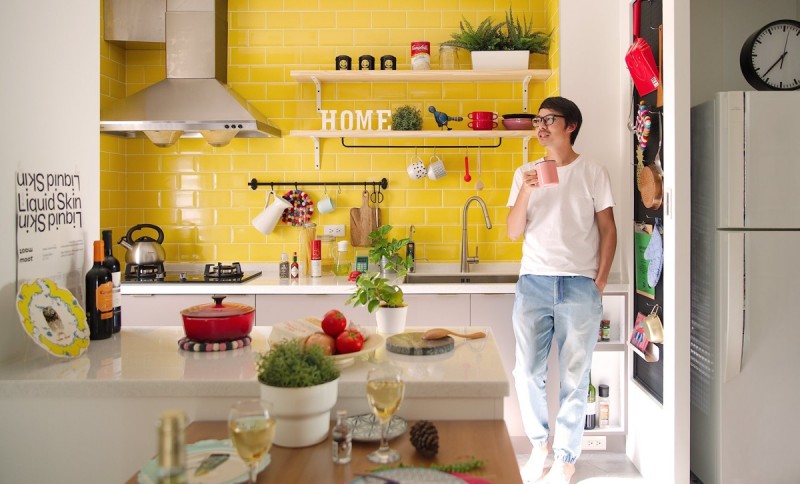 Светлая квартира с яркими деталями Светлая квартира с яркими деталями