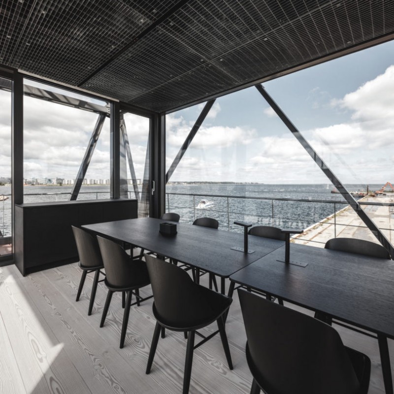 THE KRANE: Старый угольный кран в Копенгагене становится однокомнатным отелем на двоих THE KRANE: Старый угольный кран в Копенгагене становится однокомнатным отелем на двоих