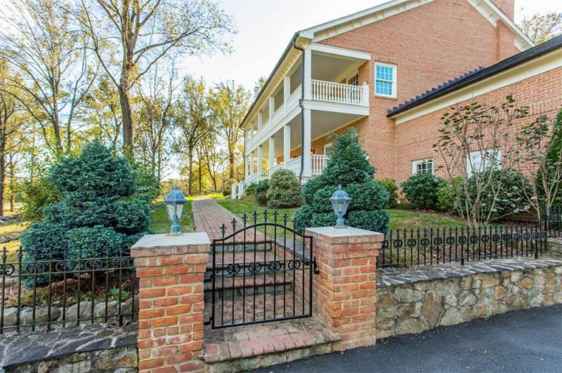 Хорошо обустроенный особняк в Перселлвилле, Вирджиния