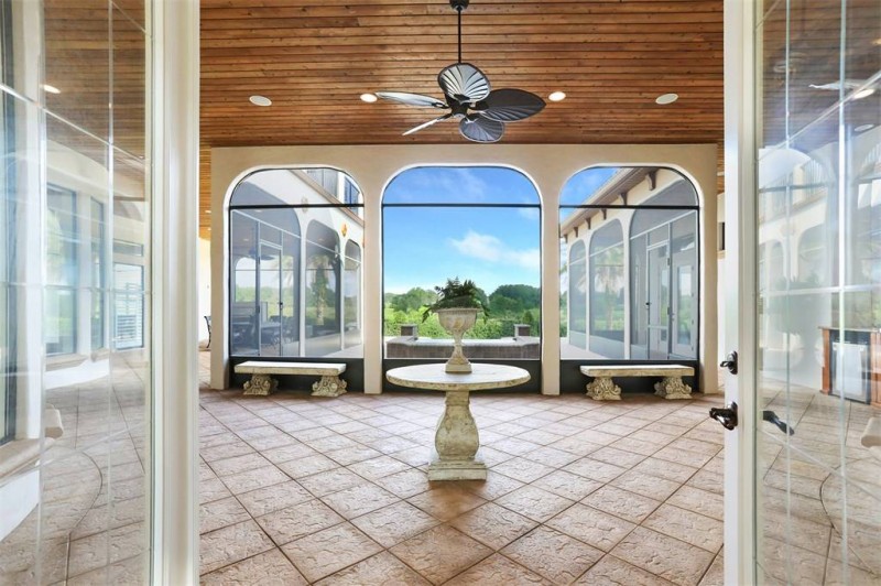 Роскошный особняк в Сорренто, штат Флорида Роскошный особняк в Сорренто, штат Флорида