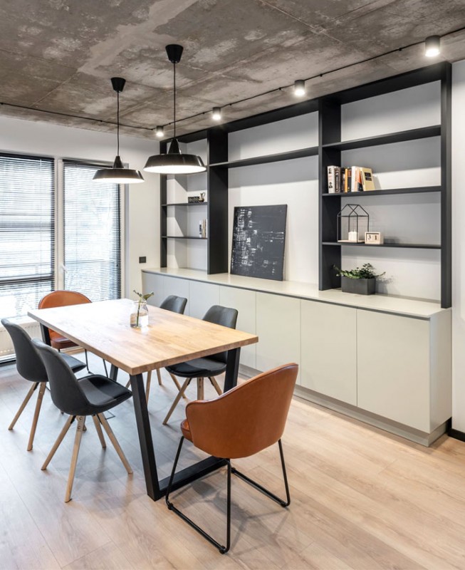 Интерьер квартиры в Вильнюсе с элементами промышленного стиля Интерьер квартиры в Вильнюсе с элементами промышленного стиля