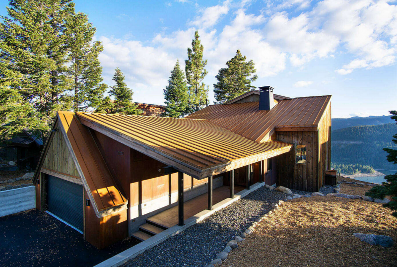 Коттедж, расположенный в Доннере, штат Калифорния