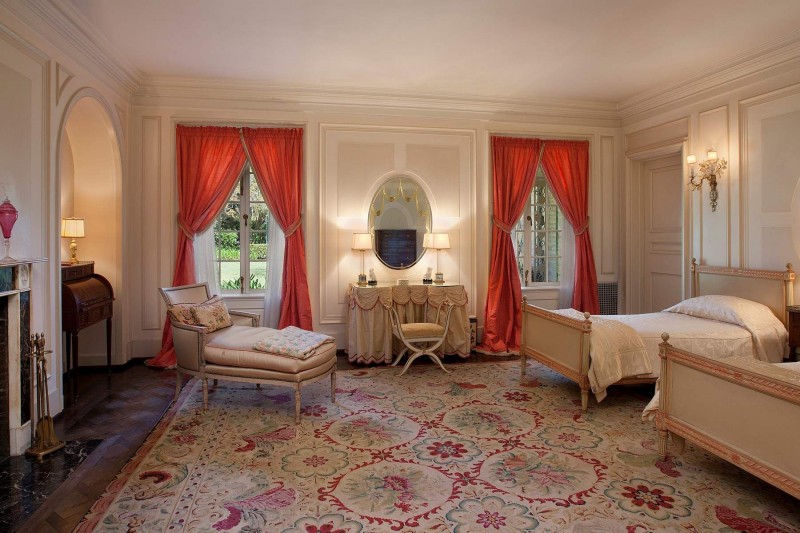 Обширная колониальная усадьба в Монтесито, Калифорния