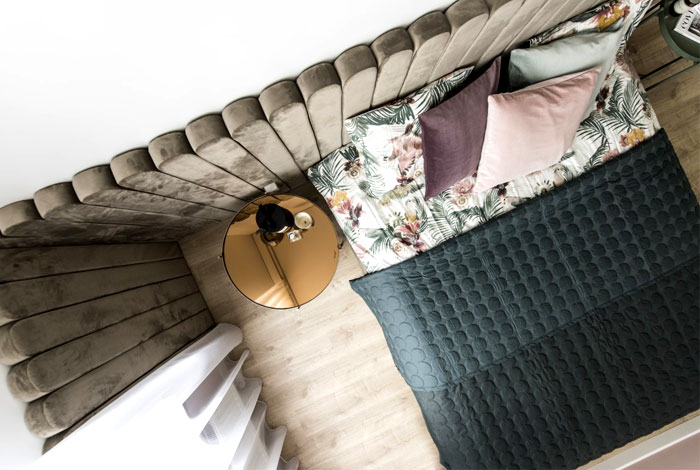 Уютный теплый интерьер небольшой квартиры