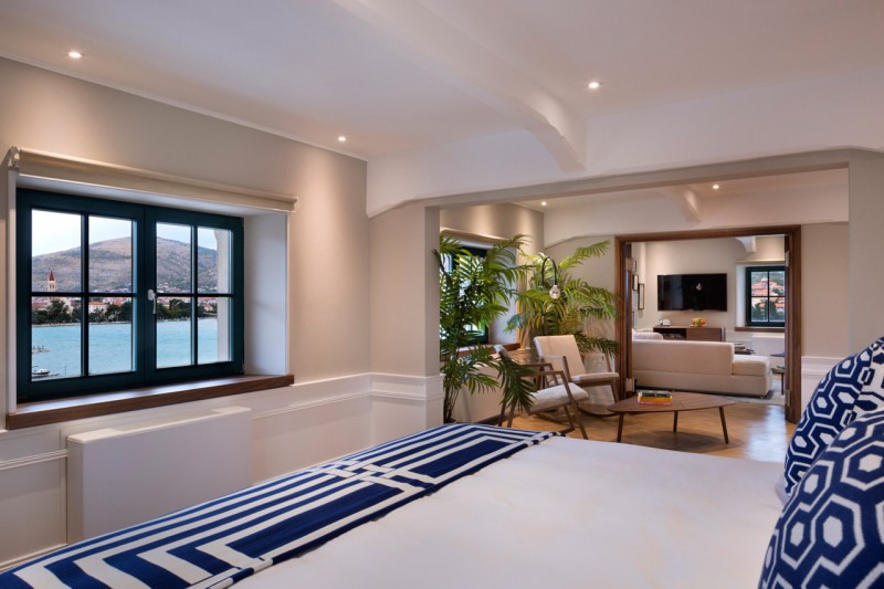 Отель Brown Beach House, расположенный в историческом городе Трогир, Хорватия