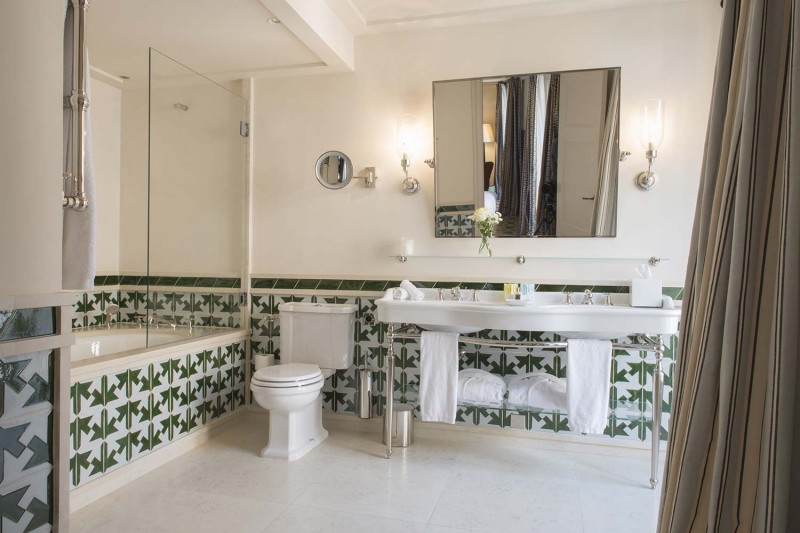 Отель Mamá в Пальма-де-Мальорка